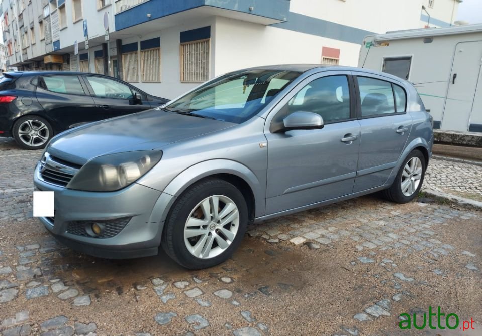 2007' Opel Astra photo #4