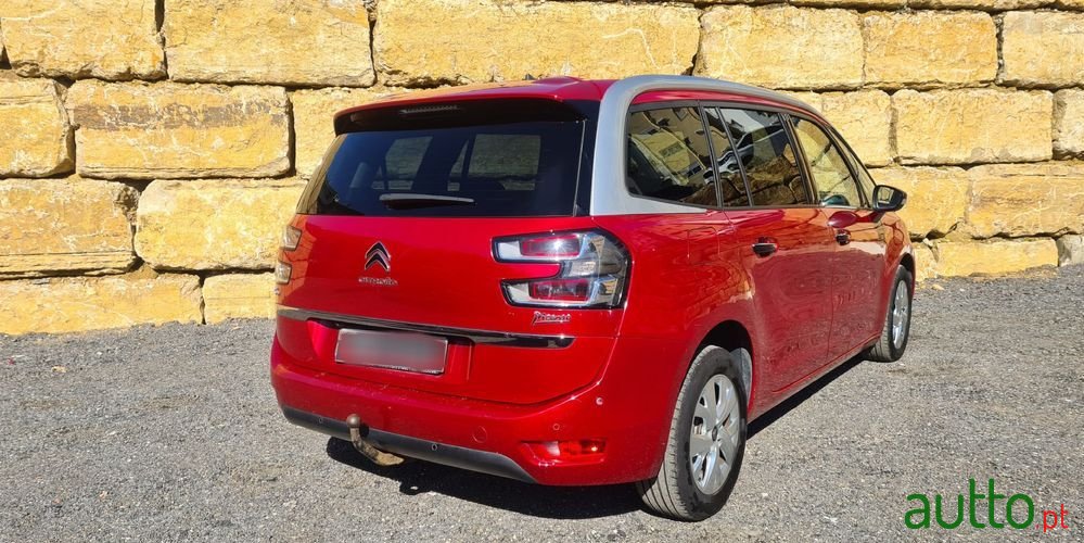 2017' Citroen C4 Grand Picasso photo #2