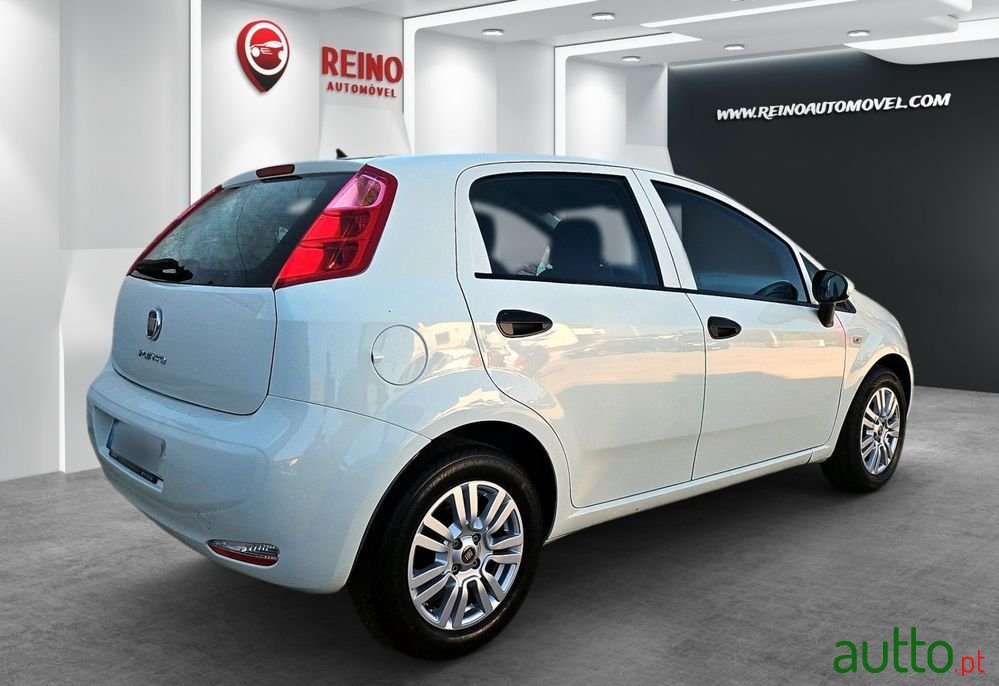 2016' Fiat Punto 1.2 Easy S&S photo #3