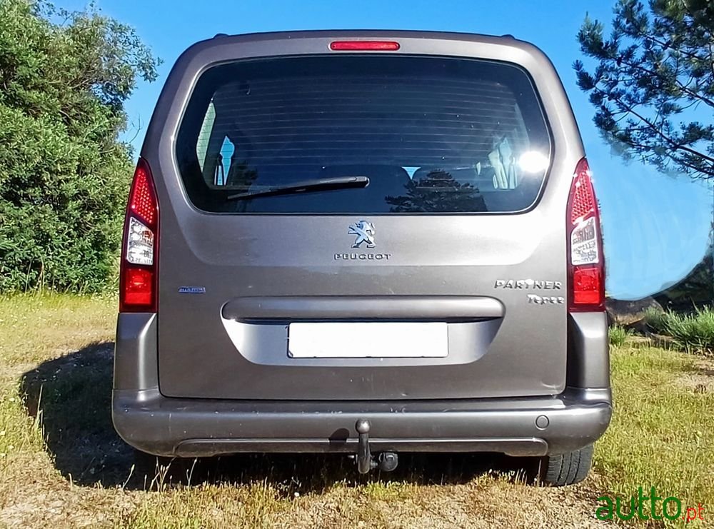 2016' Peugeot Partner 1.6 Bluehdi Confort photo #4