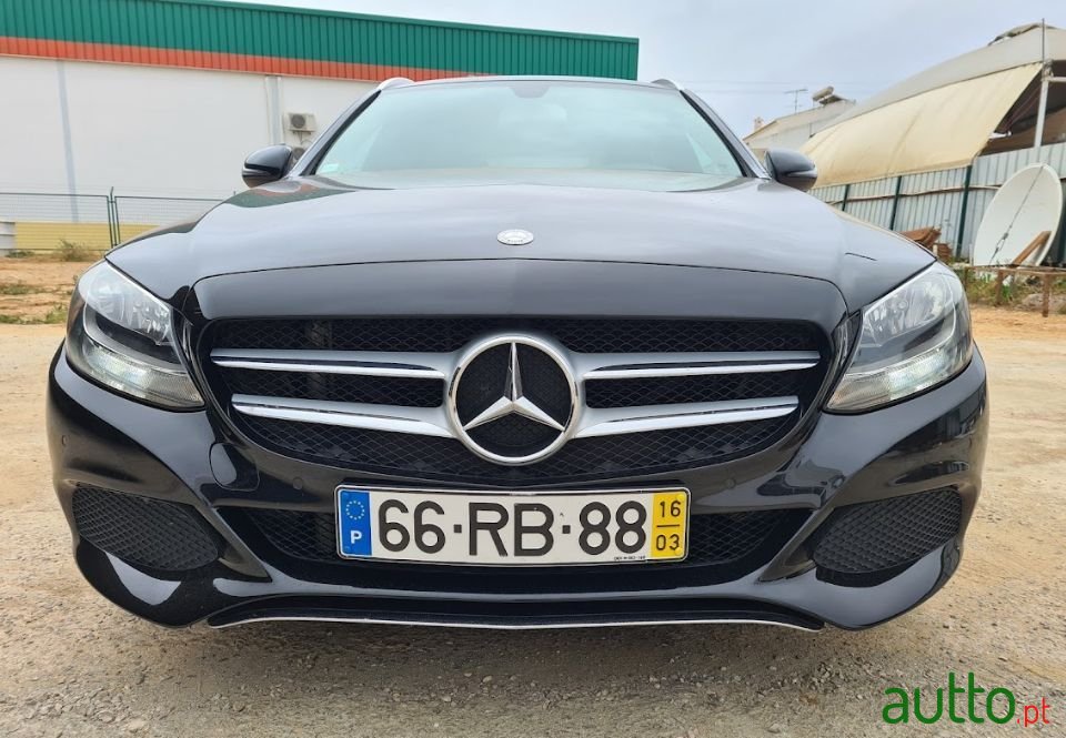 2016' Mercedes-Benz C-180 photo #3