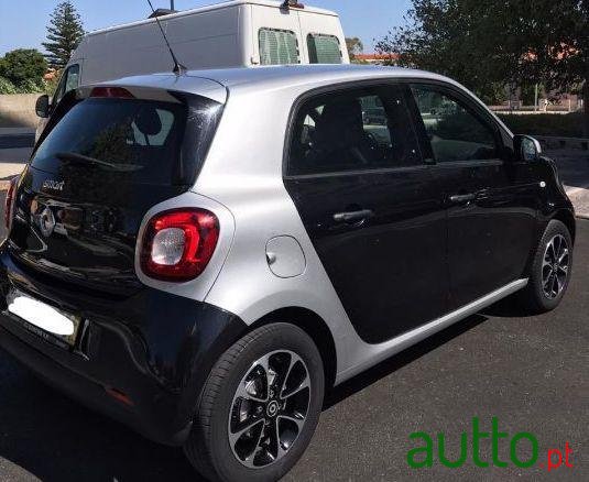 2016' Smart Forfour Passion photo #2