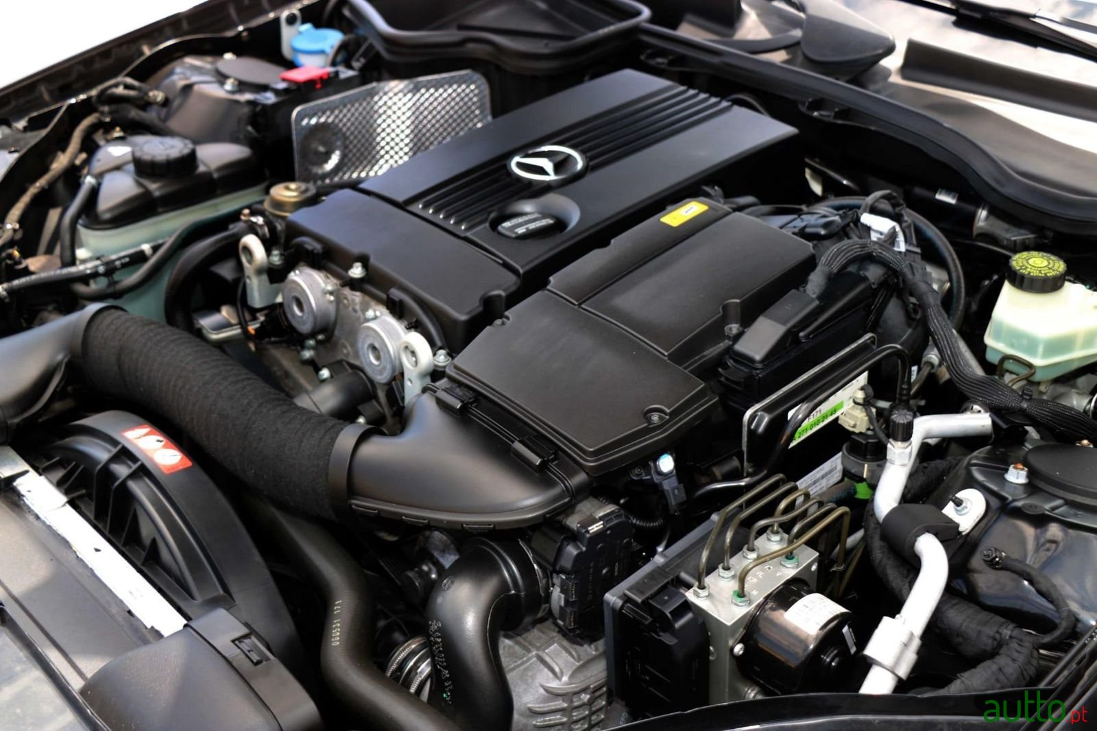 2008' Mercedes-Benz Slk-200 photo #6