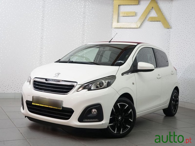 2015' Peugeot 108 1.0 E-Vti Allure photo #3