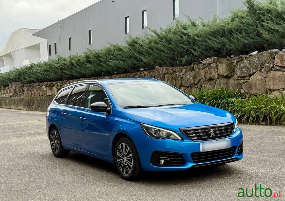 2021' Peugeot 308 Sw photo #6