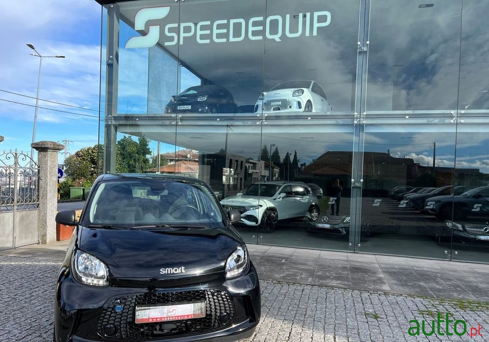 2022' Smart Forfour Eq Passion photo #3