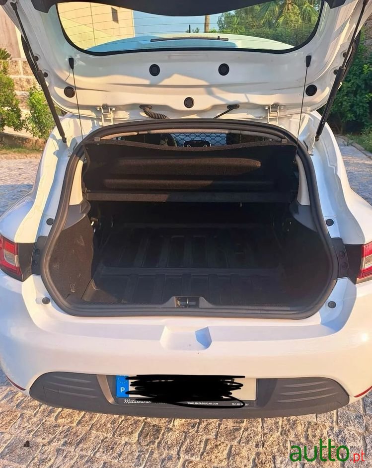 2017' Renault Clio photo #5