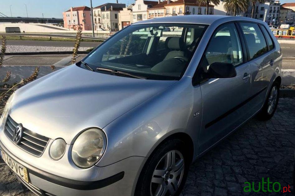 2003' Volkswagen Polo photo #3