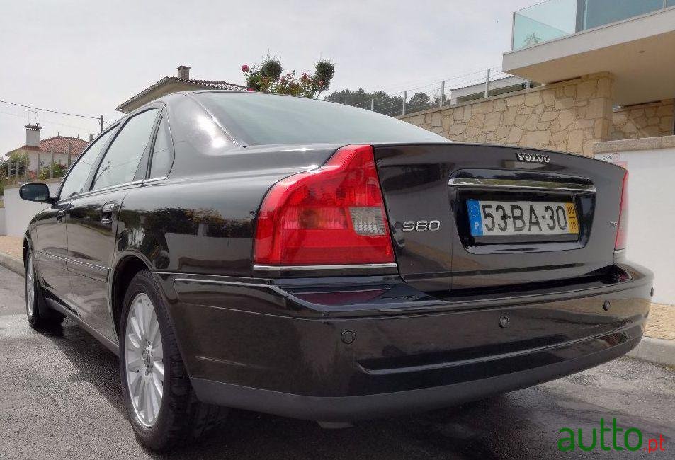 2005' Volvo S80 D5 Nível 3 Automático photo #2
