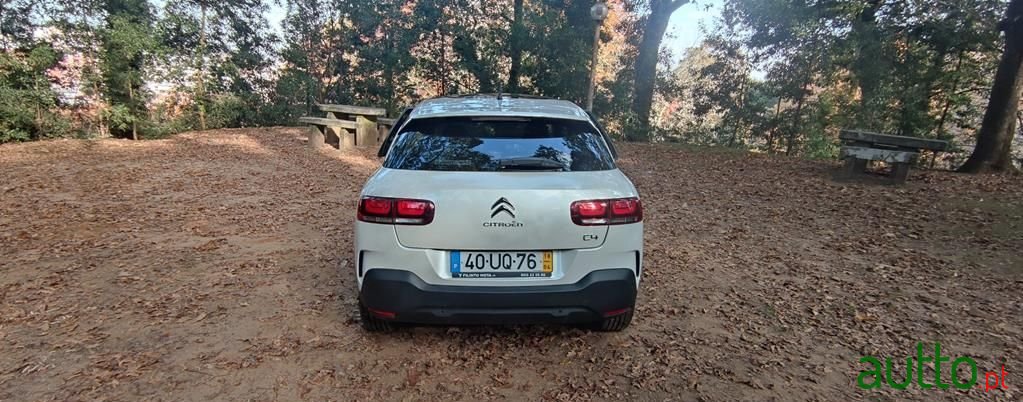 2018' Citroen C4 Cactus photo #6