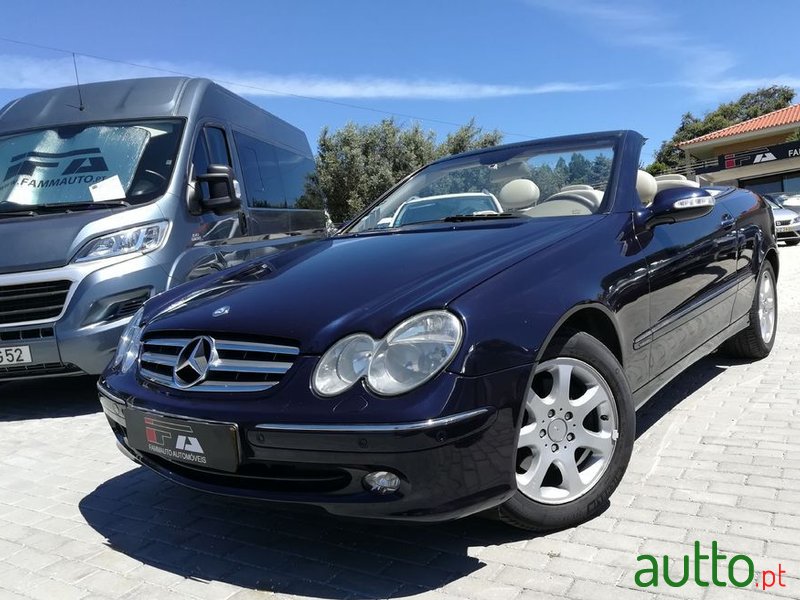 2004' Mercedes-Benz Clk-200 photo #1