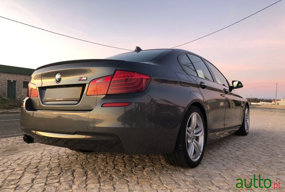 2015' BMW 525 photo #3