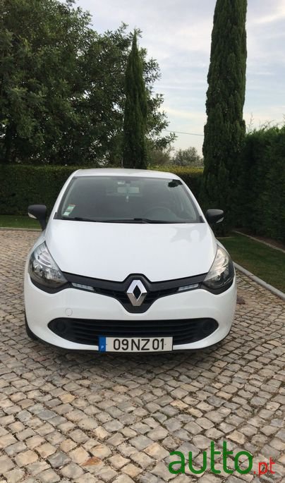 2013' Renault Clio photo #3