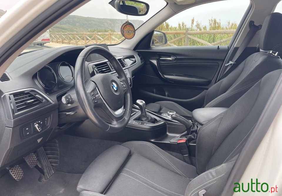 2017' BMW 116 photo #6