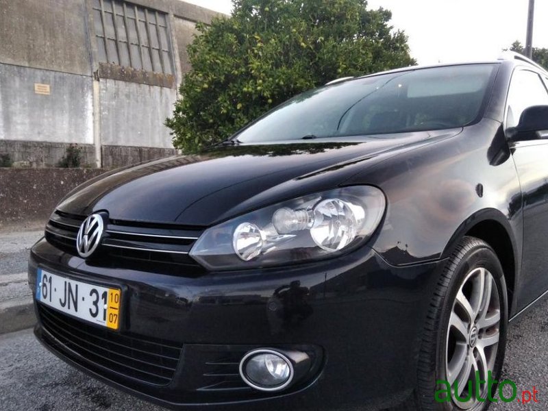 2010' Volkswagen Golf Variant photo #3