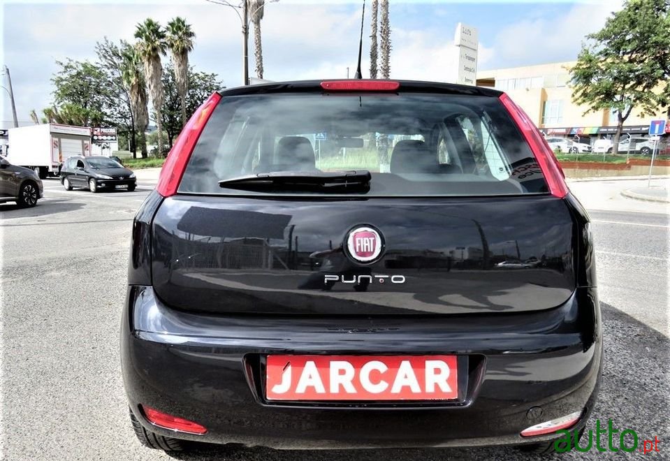 2017' Fiat Punto photo #5