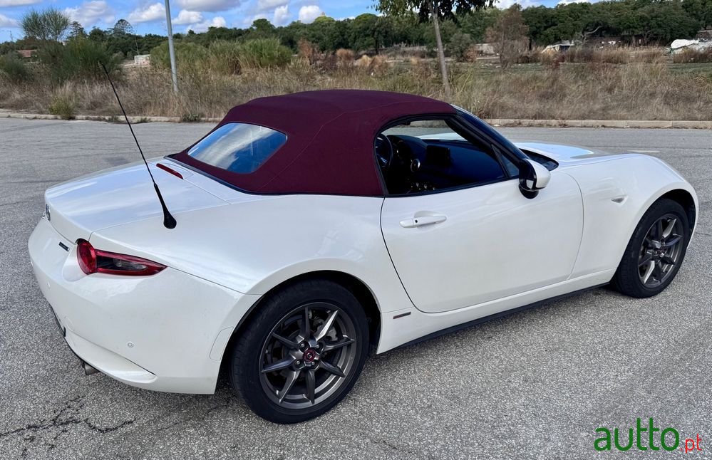 2021' Mazda MX-5 photo #2