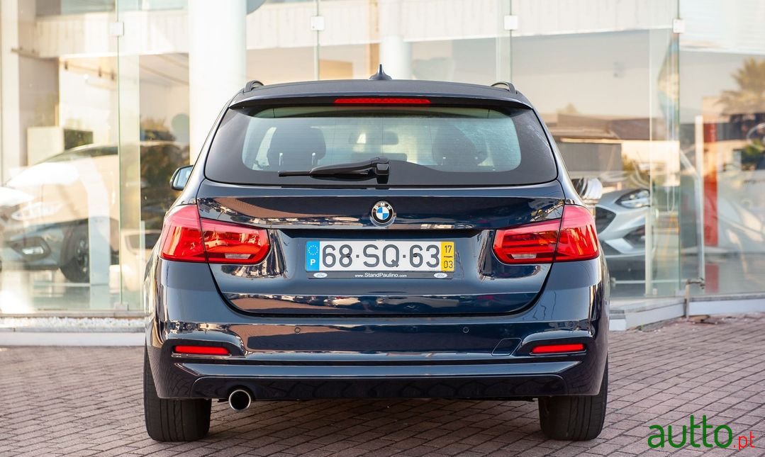 2017' BMW 318 photo #4