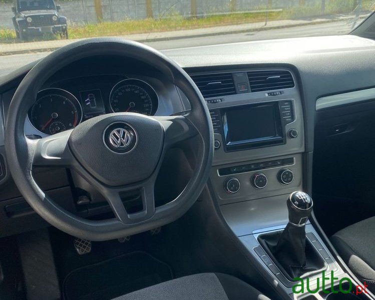 2014' Volkswagen Golf photo #4