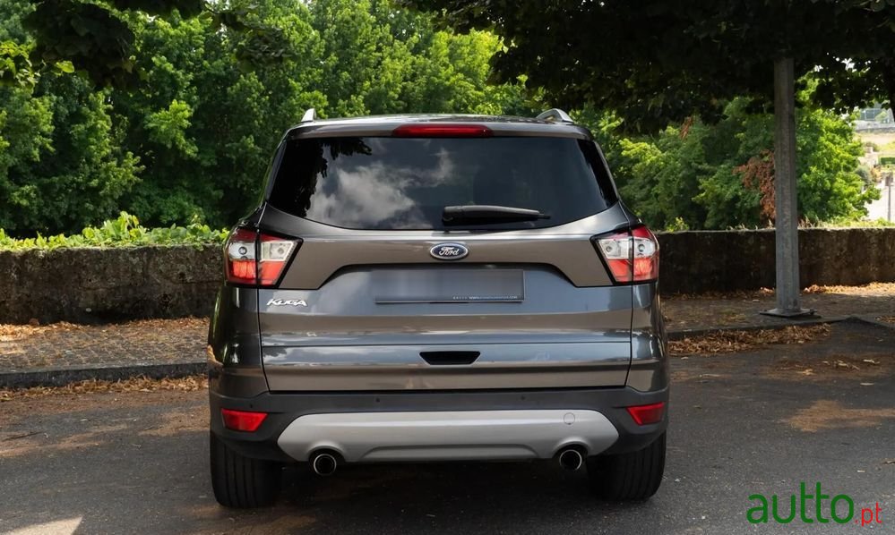 2018' Ford Kuga photo #5