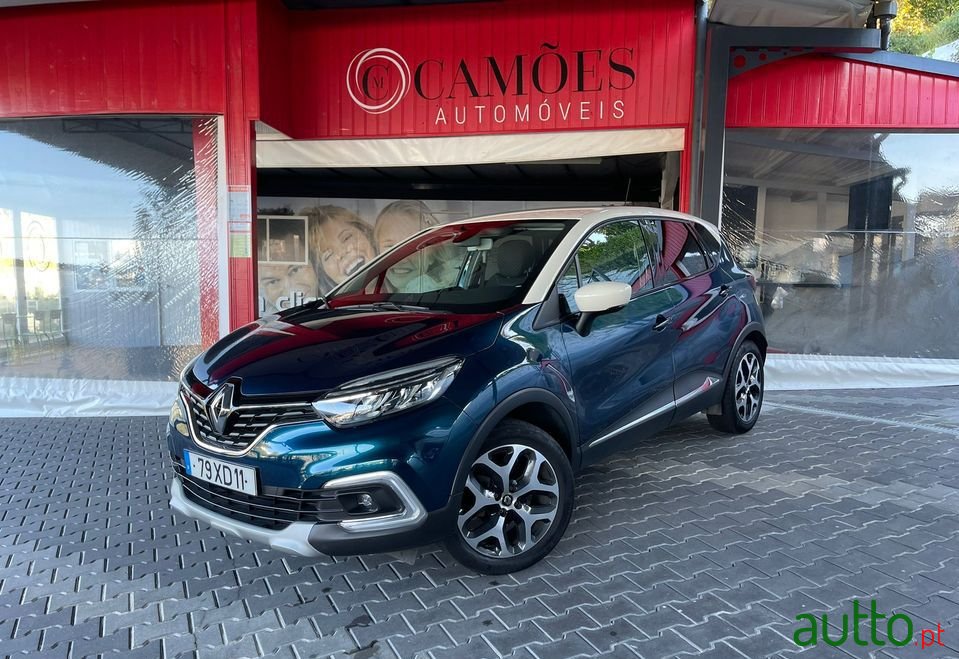 2019' Renault Captur photo #1