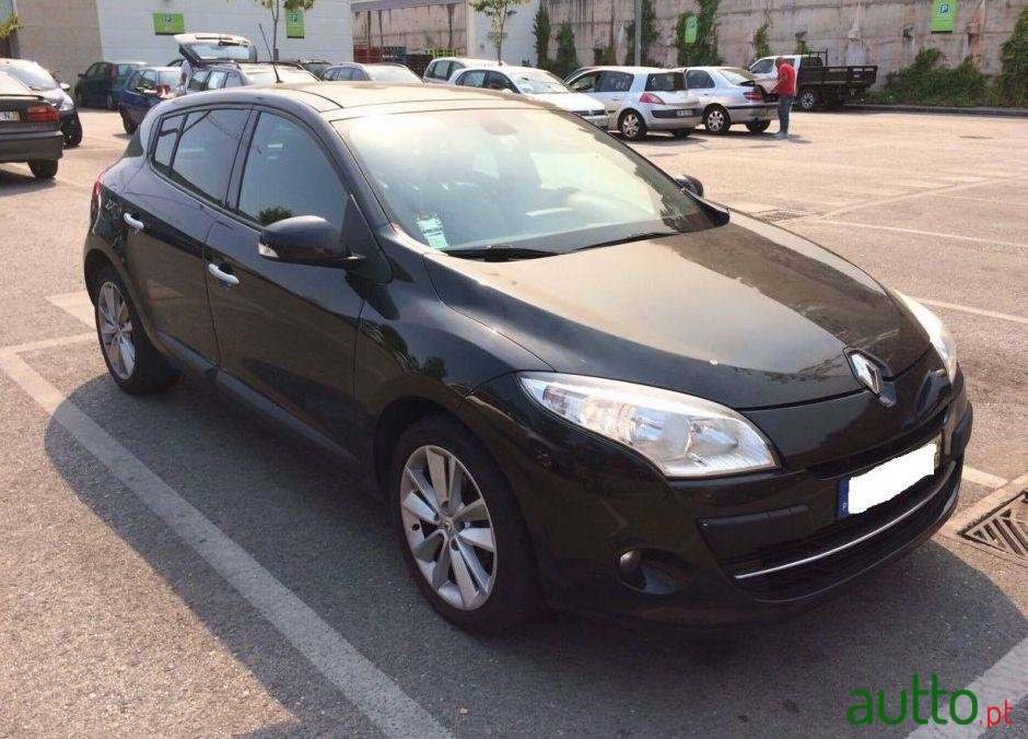 2010' Renault Megane 1.5 Dci Dyn.S Edc photo #1