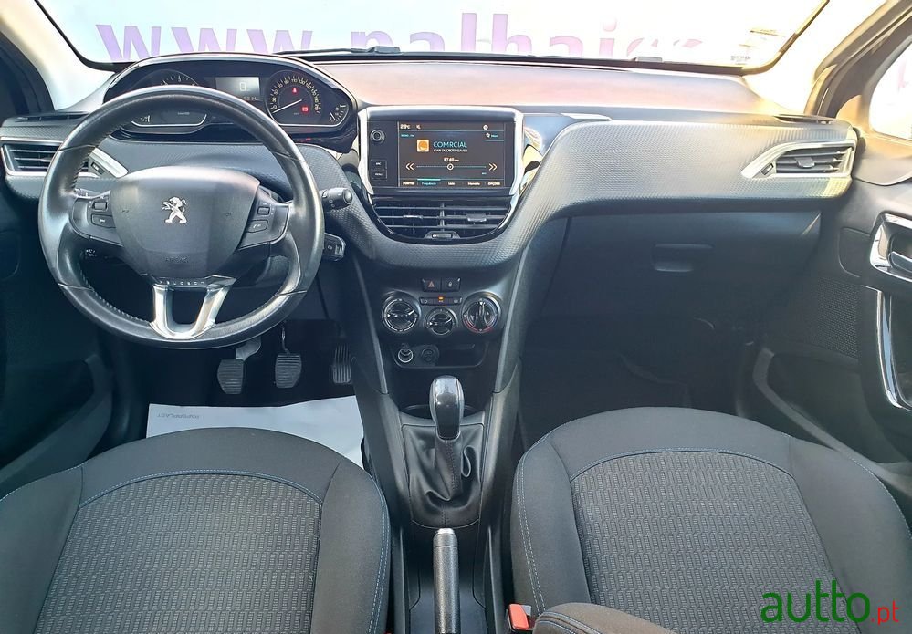 2018' Peugeot 208 photo #6