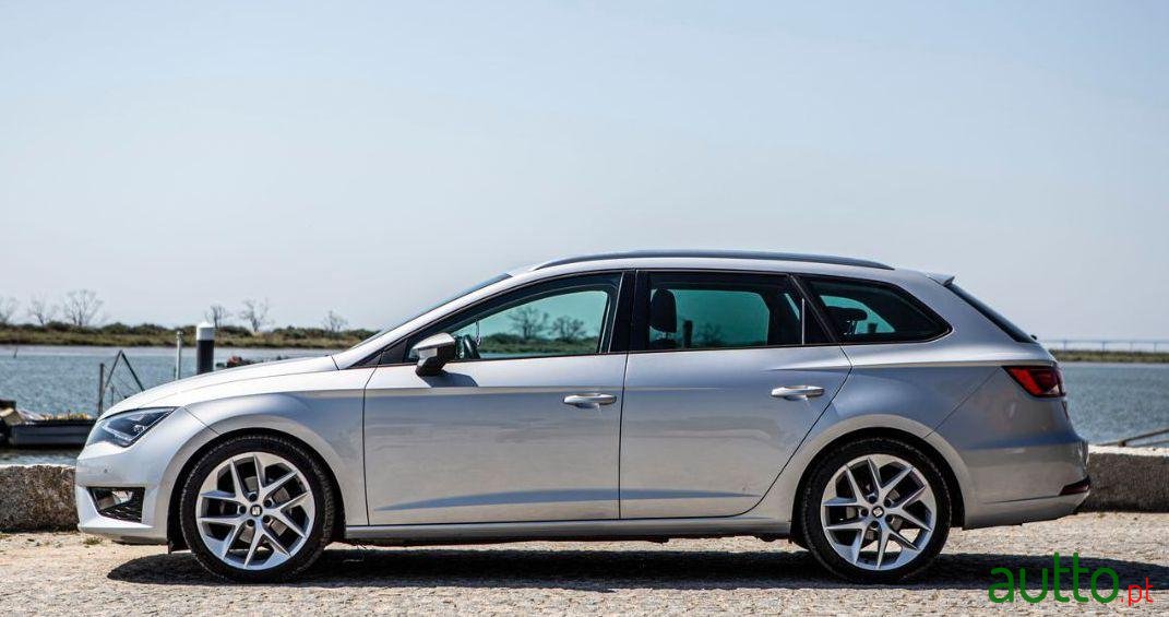 2016' SEAT Leon St photo #3