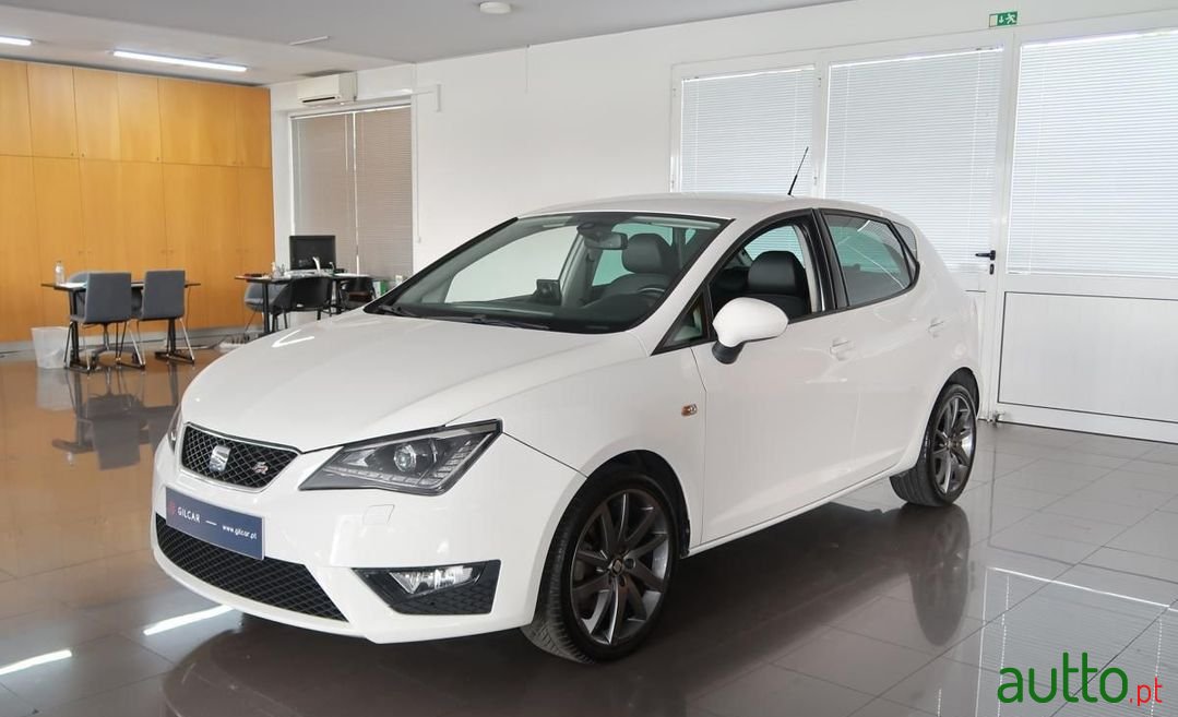 2015' SEAT Ibiza photo #1
