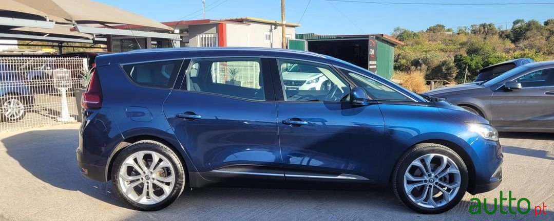2017' Renault Grand Scenic photo #6