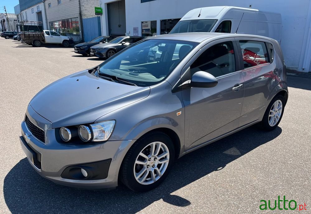 2011' Chevrolet Aveo 1.2 Ls photo #1