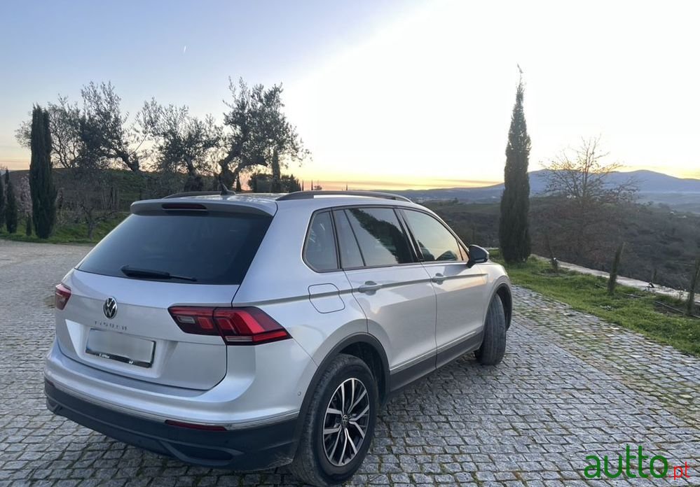 2022' Volkswagen Tiguan 1.5 Tsi Life photo #3