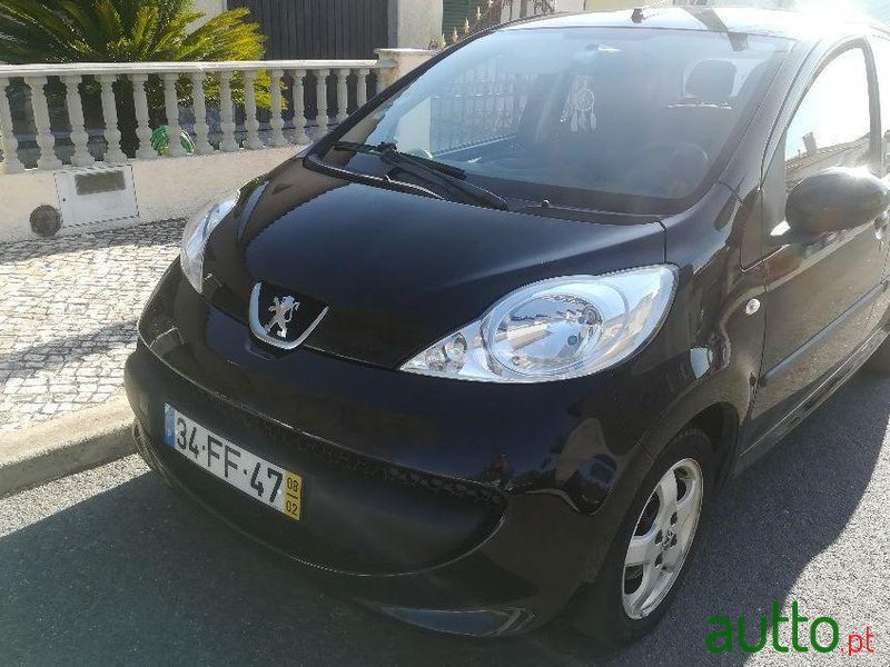 2008' Peugeot 107 Trendy photo #3