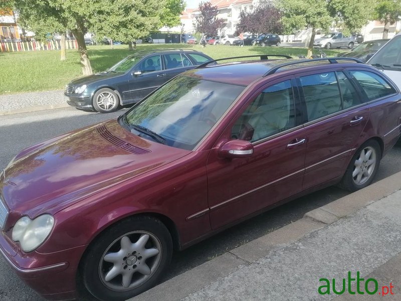 2002' Mercedes-Benz Classe C photo #1