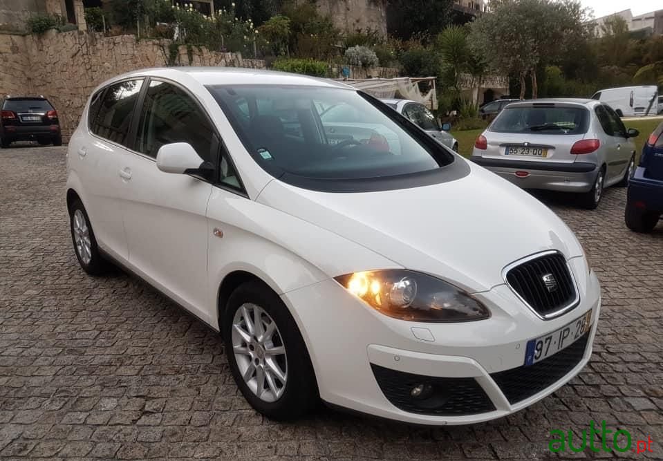 2010' SEAT Altea photo #1