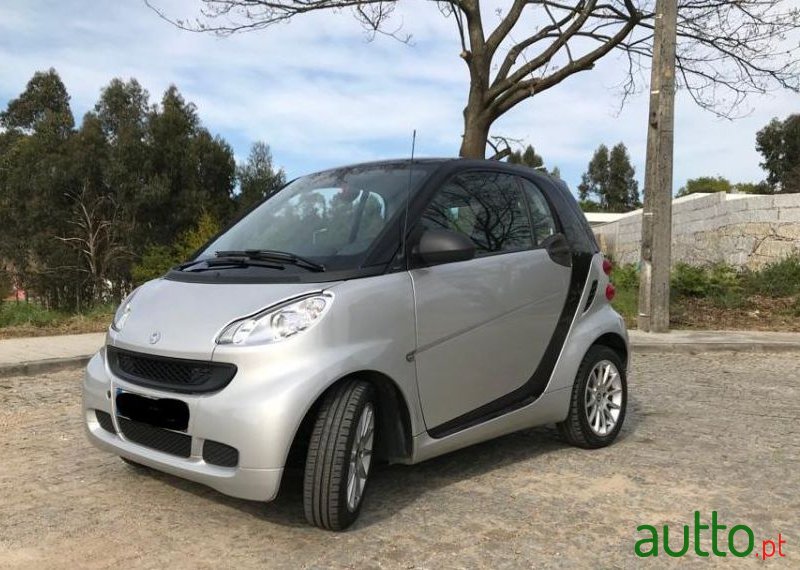 2011' Smart Fortwo photo #1