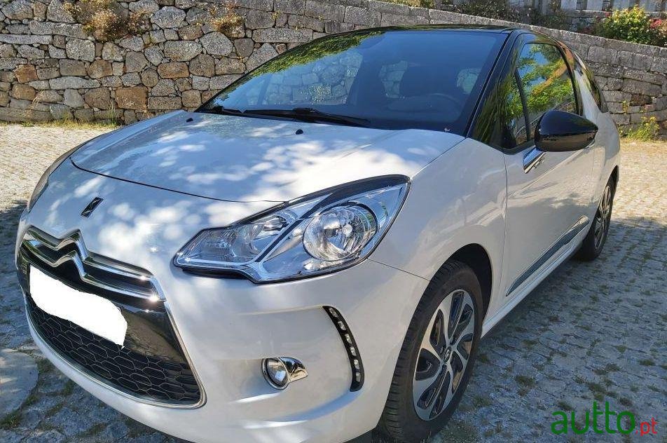 2014' Citroen DS3 photo #3
