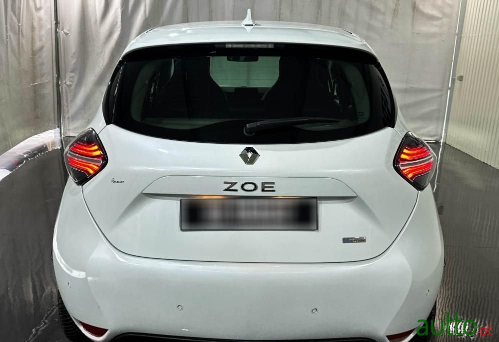 2021' Renault Zoe photo #5