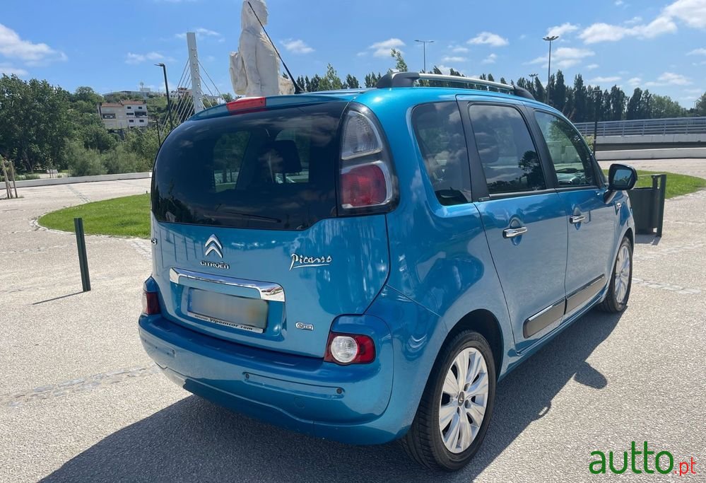 2013' Citroen C3 Picasso photo #4