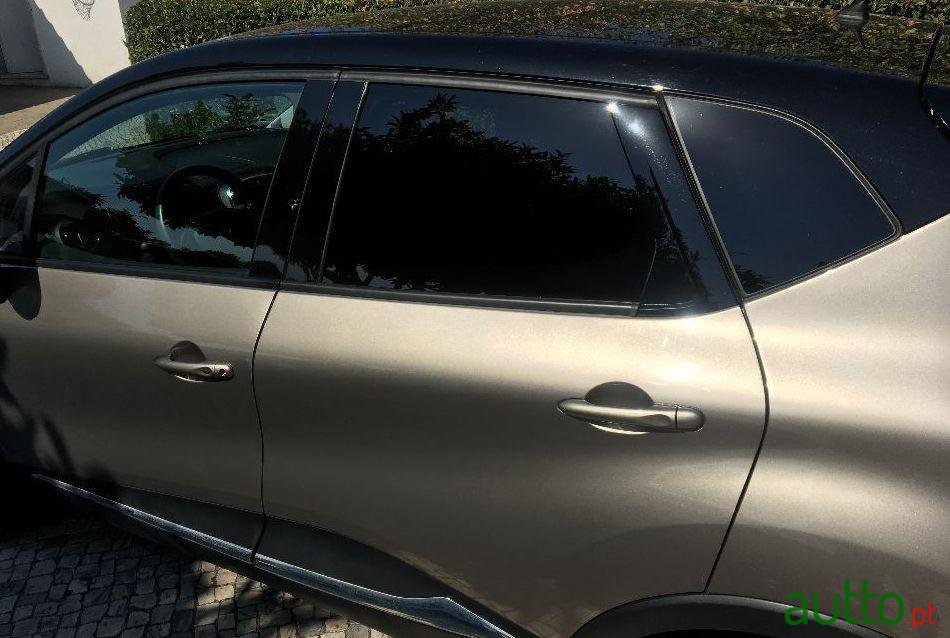 2015' Renault Captur 0,9 Tce (90Cv) photo #1