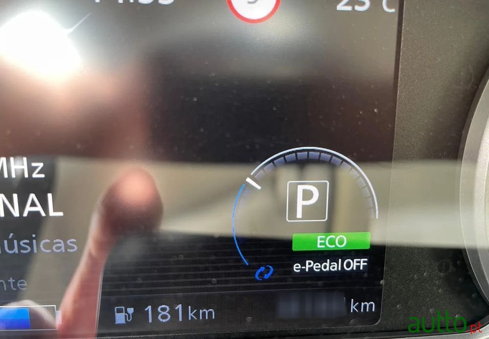 2019' Nissan Leaf N-Connecta photo #6