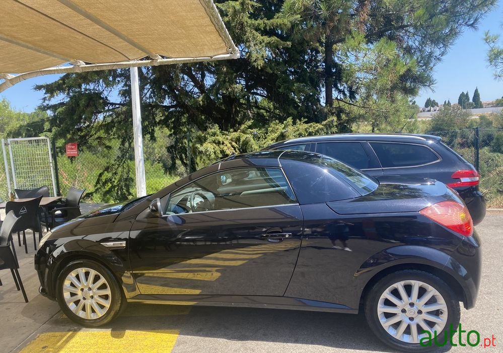 2005' Opel Tigra Twintop 1.4 photo #1