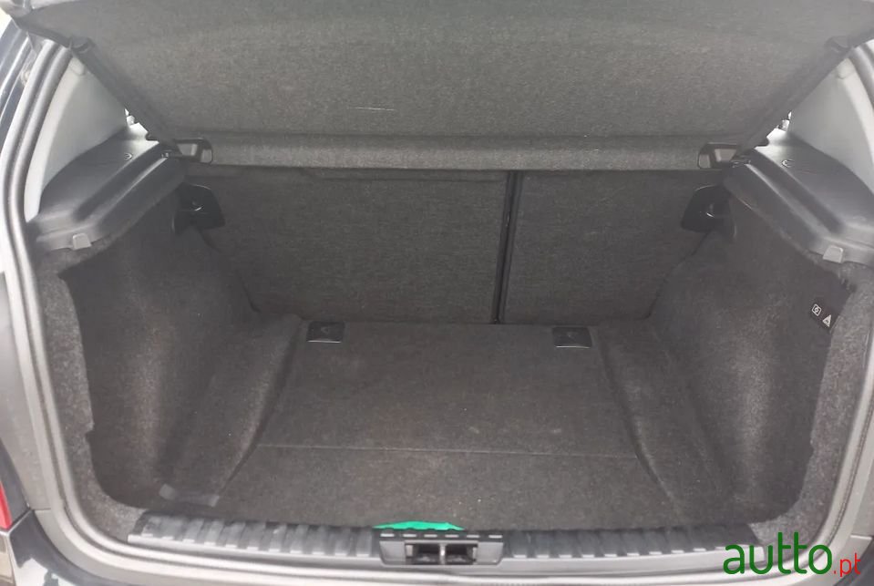 2009' BMW 118 photo #5