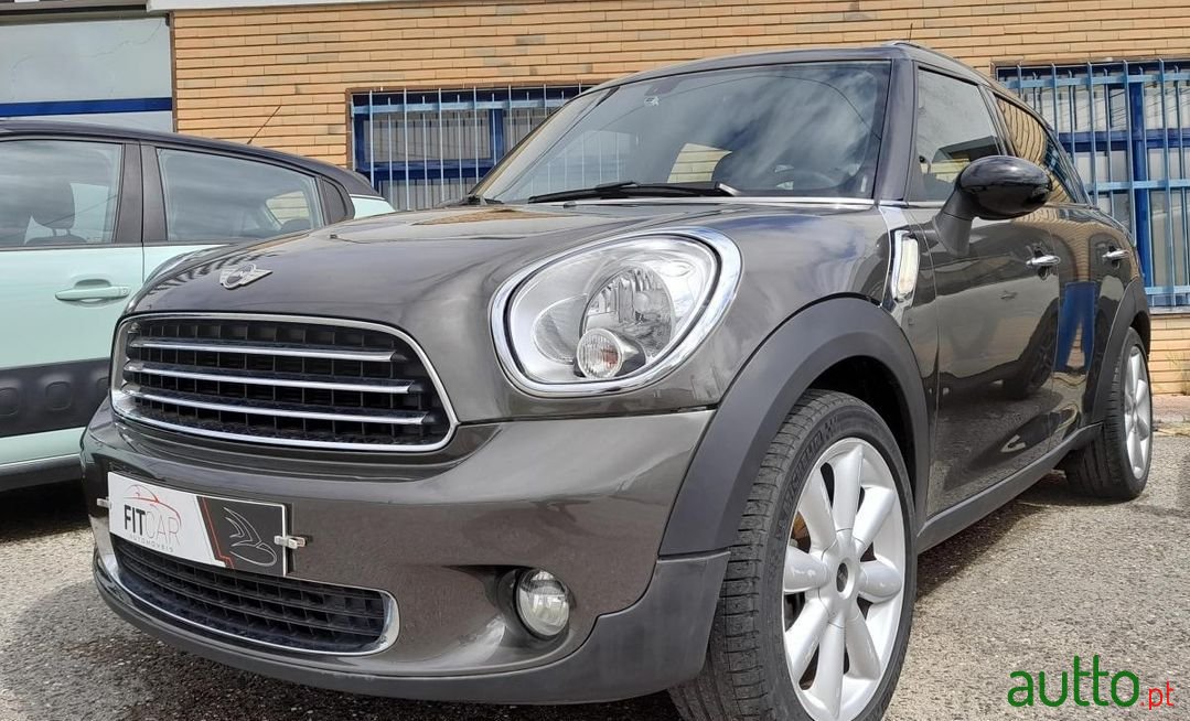 2010' MINI Countryman photo #2