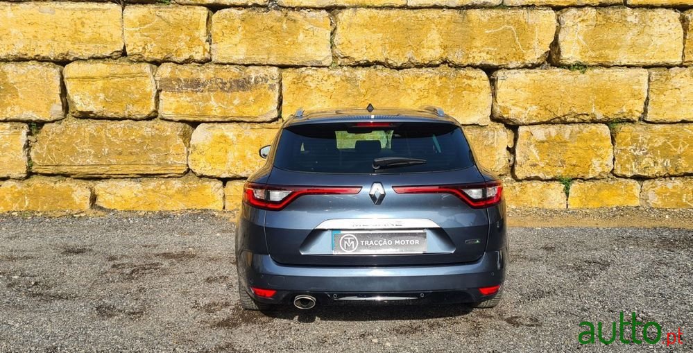 2017' Renault Megane Sport Tourer photo #6