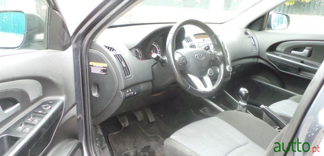 2009' Kia Ceed-Sw Sw photo #4