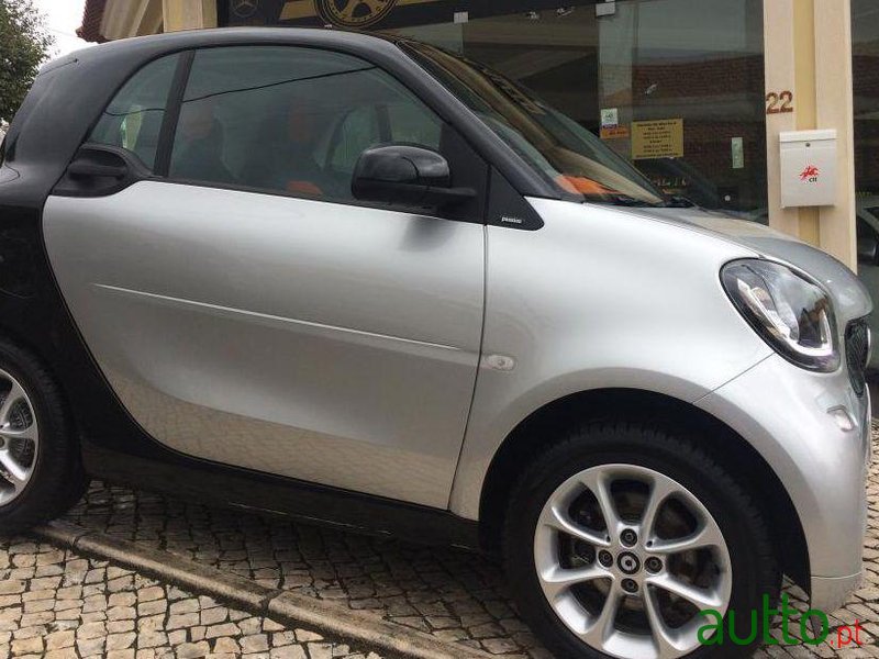 2015' Smart Fortwo 1.0 passion 71 photo #2