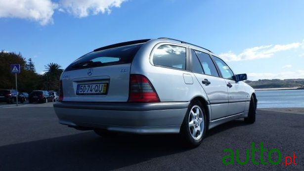 1999' Mercedes-Benz C-220 Cdi photo #3
