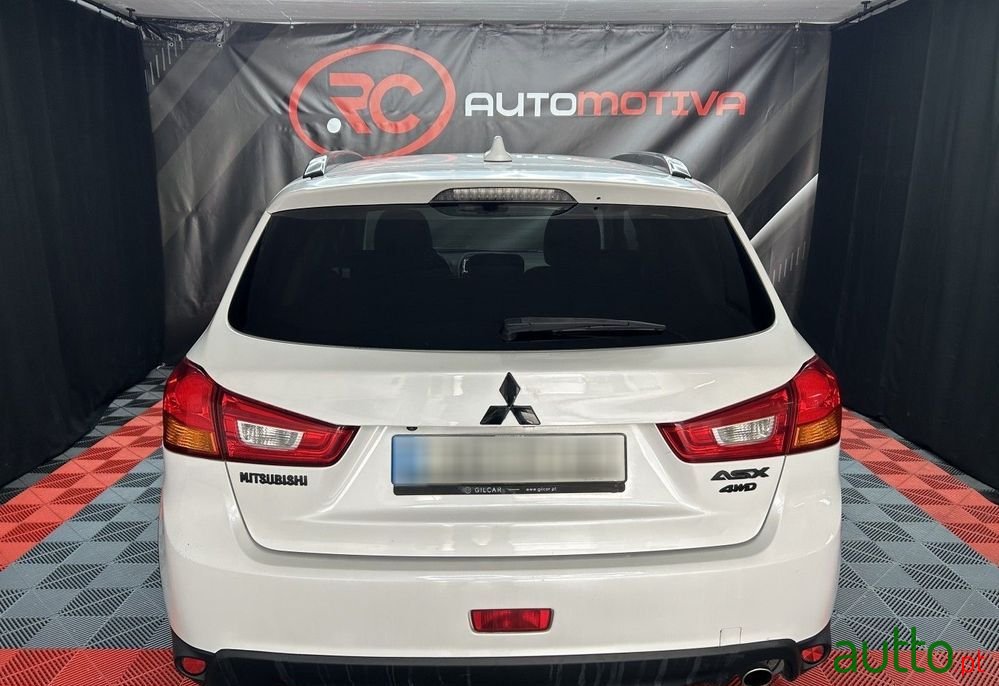 2017' Mitsubishi ASX photo #5