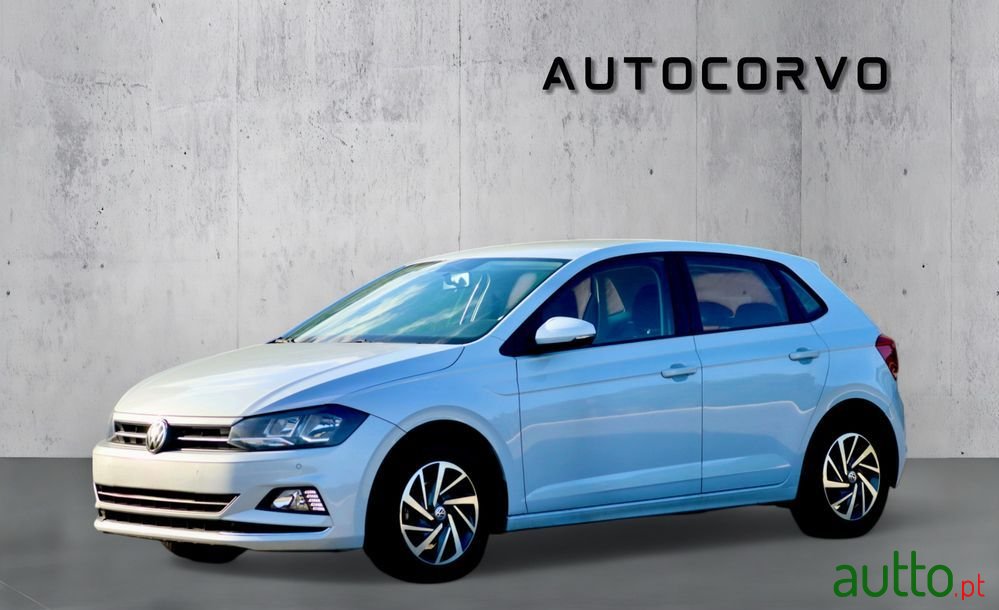 2019' Volkswagen Polo 1.0 Tsi Highline photo #1